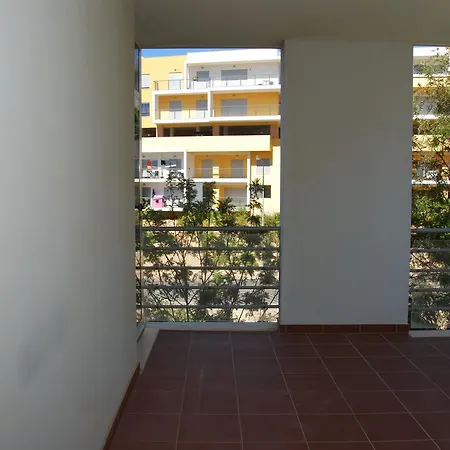 Beautiful T3 Apartament Near Marina And Beach Lejlighed