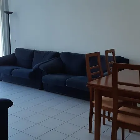 Beautiful T3 Apartament Near Marina And Beach Lejlighed